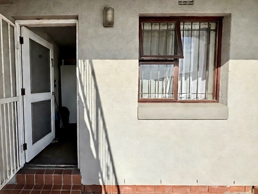 1 Bedroom Property for Sale in St Dumas Western Cape